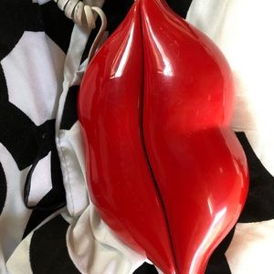 Pop art vintage lip phone classic